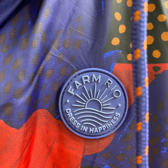 Farm rio hooded puffer coat jacket reversible comes with adjustable snap belt - Picture 14 of 14